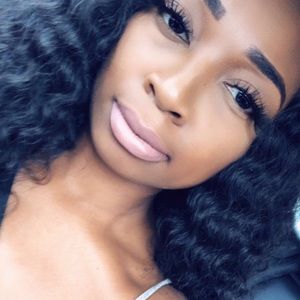 Meet your Posher, Bryttini